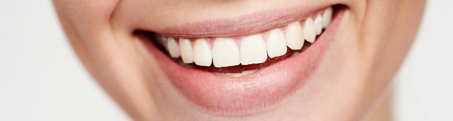 Blog Blanqueamiento Dental con Caries